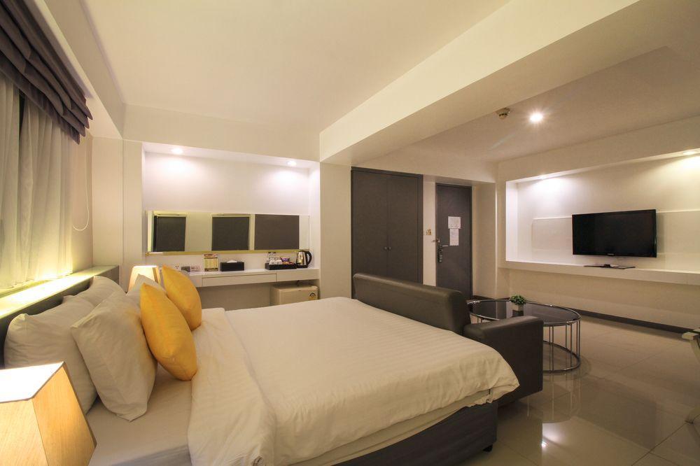 Myhotel Cmyk@Ratchada Bangkok Exterior foto