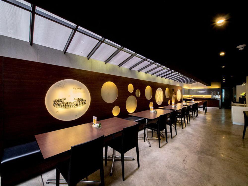 Myhotel Cmyk@Ratchada Bangkok Exterior foto